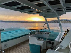 Serenity Yachts 64 Hybrid Solar Electric Powercat - fotka 10
