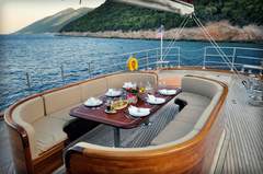 35M Luxury Sailing Yacht - fotka 8