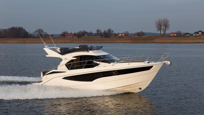 Galeon 360 Fly - picture 3