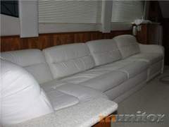Carver Yachts 504 Fly - picture 7