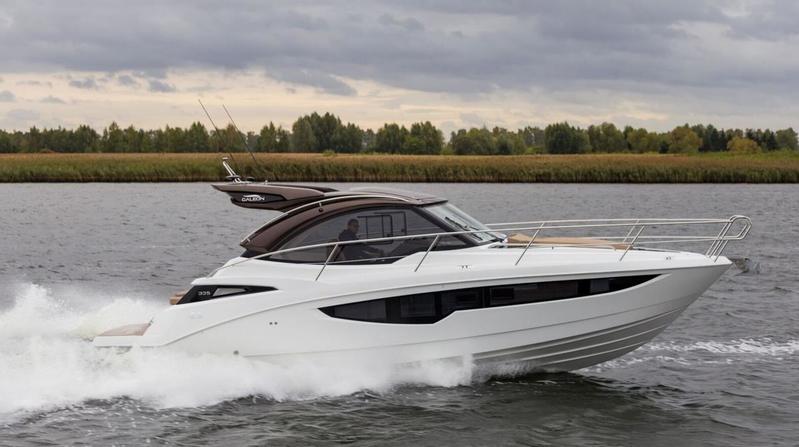 Galeon 335 HTS - picture 3