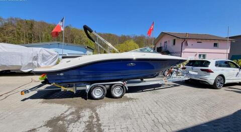 Sea Ray 210 SPXE + Trailer (AUF Lager)