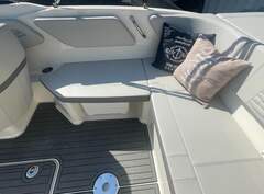 Sea Ray 210 SPXE + Trailer (AUF Lager) - immagine 7