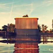 Houseboat MOAT Floating Hotel Room - immagine 3