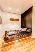 Houseboat MOAT Floating Hotel Room - immagine 5