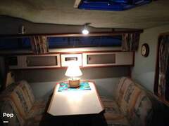 Sea Ray 340 Express Cruiser - picture 4