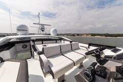 Galeon 650 Skydeck - picture 9