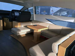 Pershing 64 - picture 5