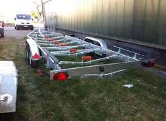 1,5 - 3,65 T Motorboot Trailer - picture 9