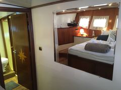 24M, 4 Cabins, 2 Engines - picture 8