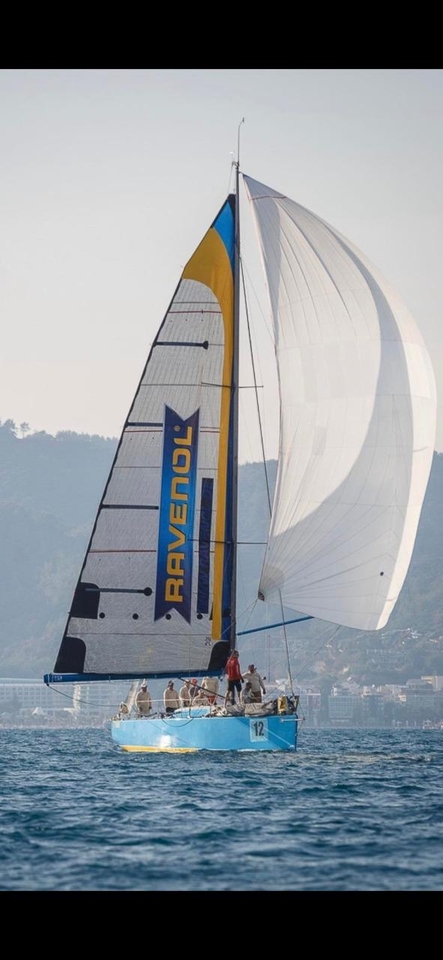 Grand Soleil 42 RACE - picture 3