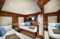 34m Composite Hull Luxury Yacht - imagen 4