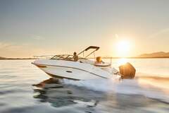 Sea Ray Sun Sport 230 Outboard - resim 1