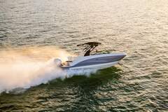 Sea Ray SDX 250 Outboard - picture 2