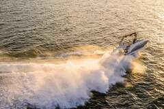 Sea Ray SDX 250 Outboard - фото 7