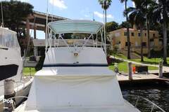 Hatteras 36 Convertible - picture 2