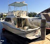 Hatteras 36 Convertible - picture 7