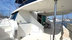Fountaine Pajot Cumberland 44 - picture 5