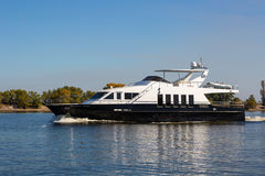 Steel Yacht Pearl of the Dnieper - picture 3