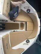 Sea Ray 210 SPXE mit Trailer (AUF Lager) - image 8