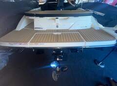 Sea Ray 210 SPXE mit Trailer (AUF Lager) - picture 10