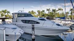 Sea Ray Motor Yacht - picture 1