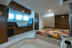 Cruisers Yachts 45 Cantius - picture 10