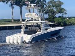 Boston Whaler 420 Outrage - picture 5