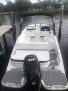 Sea Ray SDX 270 Outboard - picture 6