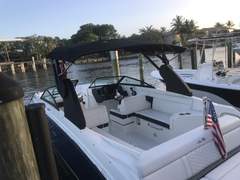 Sea Ray SDX 270 Outboard - picture 9