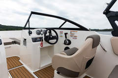 Bayliner VR4 Bowrider Outboard mit 115PS - picture 7