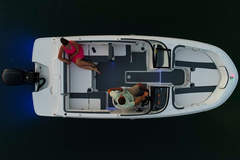 Bayliner VR4 Bowrider Outboard mit 115PS - Bild 4