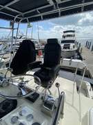 Hatteras Sport Fish Convertible - picture 5
