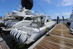 Intrepid 475 Sport Yacht - picture 8