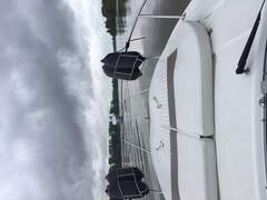 Cruisers Yachts 275 SS - picture 6