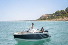 Quicksilver Activ 555 Bowrider mit 15PS inkl - picture 1