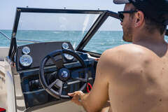 Quicksilver Activ 555 Bowrider mit 15PS inkl - picture 7