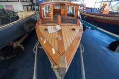 23FT Cabin Cruiser - picture 7
