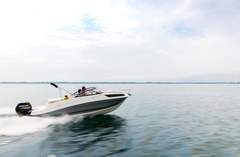 Bayliner VR5 Cuddy Outboard - fotka 4
