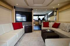 Sunseeker 75 Yacht - picture 8