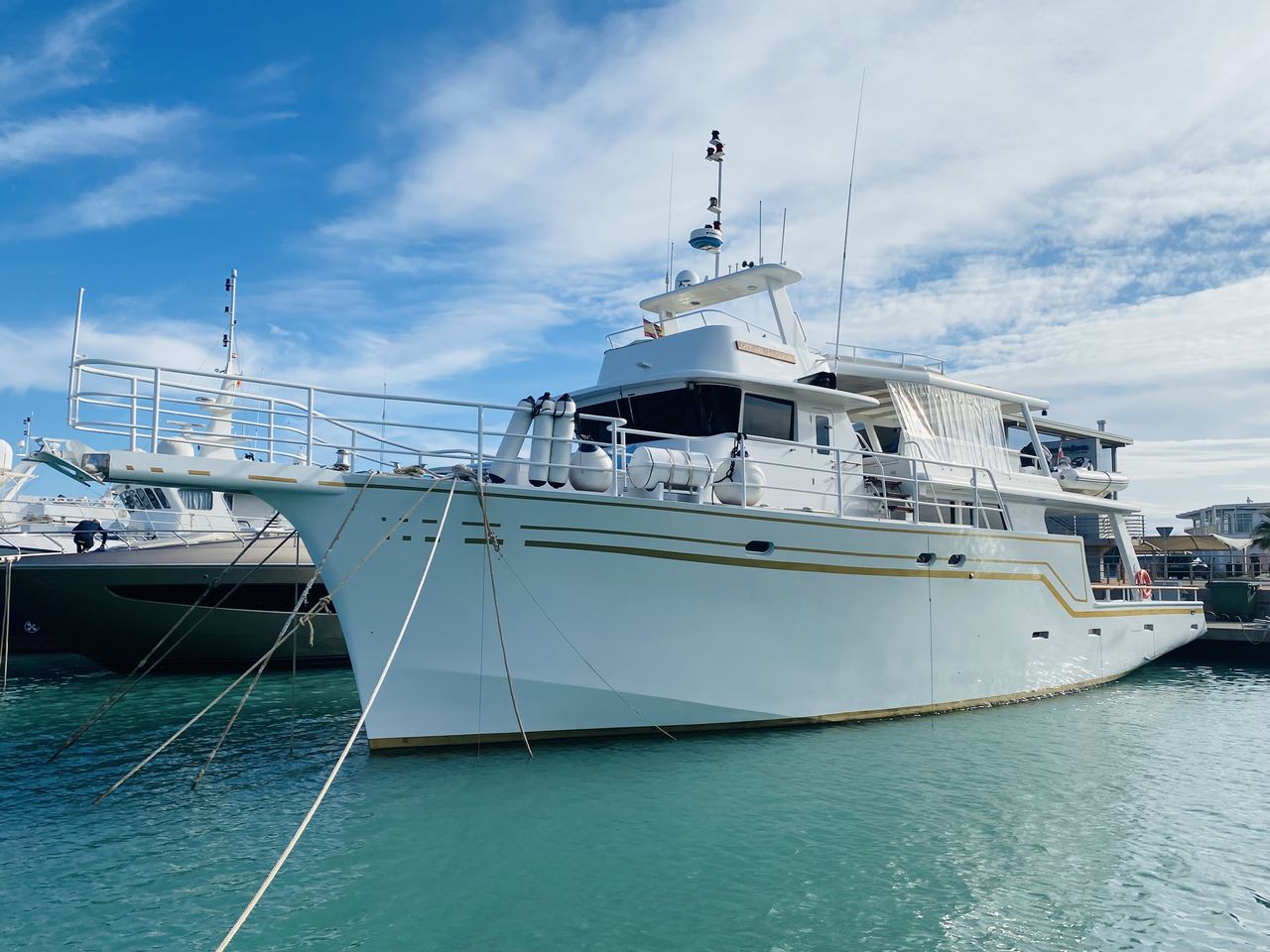 Expedition Yacht ATB Shipyards - image 2