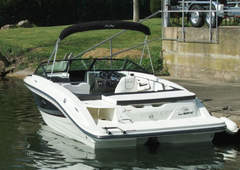 Sea Ray 210 SPXE Bowrider - picture 6