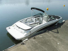 Sea Ray 210 SPXE Bowrider - picture 10