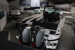 Enduro 805 Black Edition Stockboat - Available - resim 4
