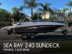 Sea Ray 240 Sundeck - fotka 1