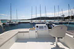 Fountaine Pajot MY 37 Motoryacht - picture 8