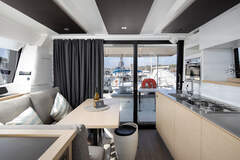 Fountaine Pajot MY 37 Motoryacht - picture 4