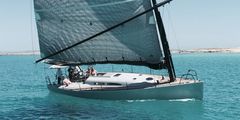 Cat-Rigged Sailing Yacht - picture 3