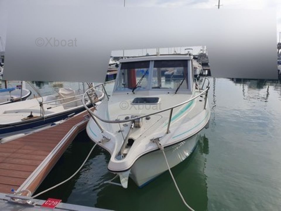 Bénéteau Antares 680 boat in Excellent Condition - fotka 2