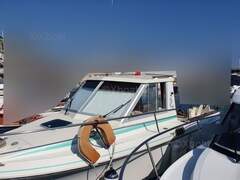 Bénéteau Antares 680 boat in Excellent Condition - picture 5